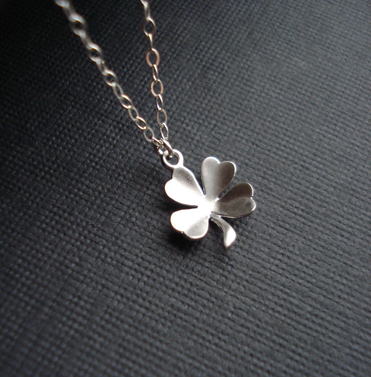 【STONEHENgE】Silver Material Cubic Clover Necklace SC24D43P Silver Clover Necklace, Silver Four Leaf Clover Pendant