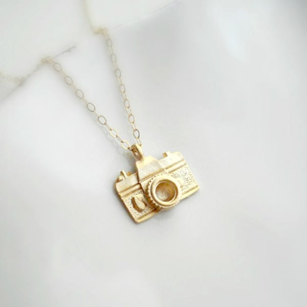 Camera Necklace - Etsy