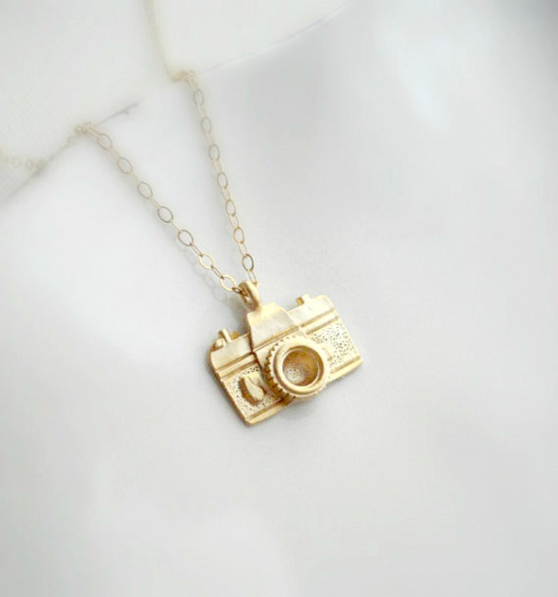 Little Camera Necklace In Gold Or Silver, Gift for Photographer Gold Camera Necklace Minimalist Modern 14K Gold Filled Necklace Gift For Her image 1