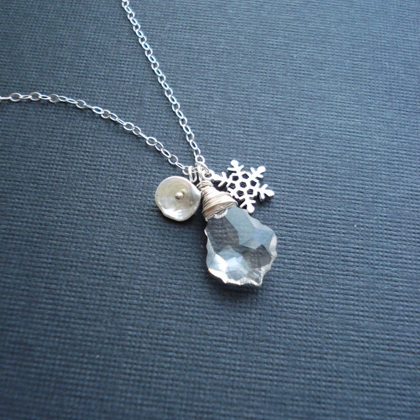Clear Crystal Necklace Snowflake Necklace In Sterling Silver Snowflake Pendant Ice Icicle Necklace Winter Necklace Pearl Winter Wedding