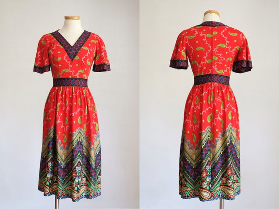 Vintage 1970s Red Paisley Floral Midi Dress