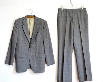 Vintage 80s Rue Royale Nino Cerruti Men's Gray Suit. Size 40 x 32