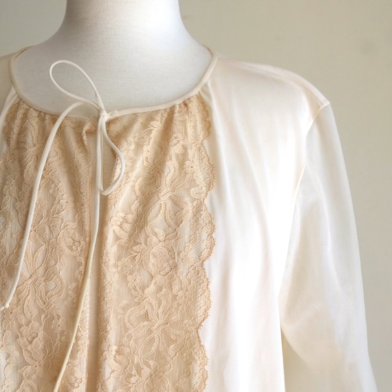 Vintage 1950s Ivory Sheer Lacy Peignoir Bed Jacket - image 2