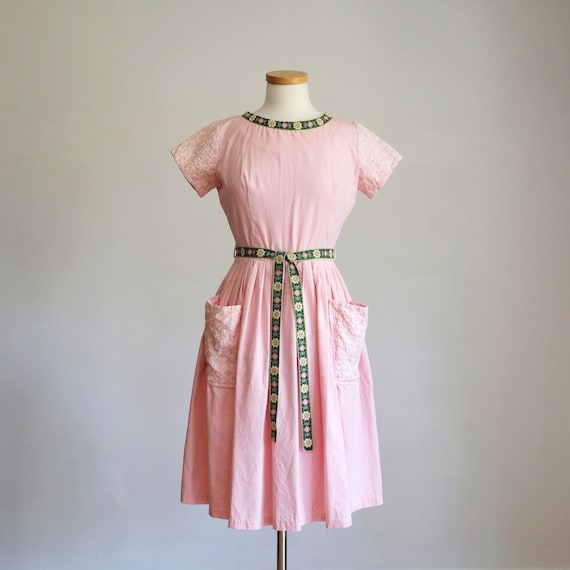 Vintage 1950s Pink Embroidered Cotton Fit & Flare… - image 1