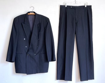 Vintage Oscar de la Renta Double Breasted Navy Pinstriped Suit. 44L