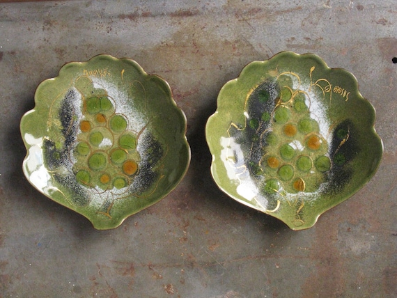 Sascha Brastoff MCM Small Copper & Enamel Pair of Plates Grape Design 