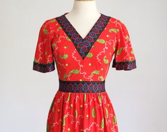 Vintage 1970s Red Paisley Floral Midi Dress
