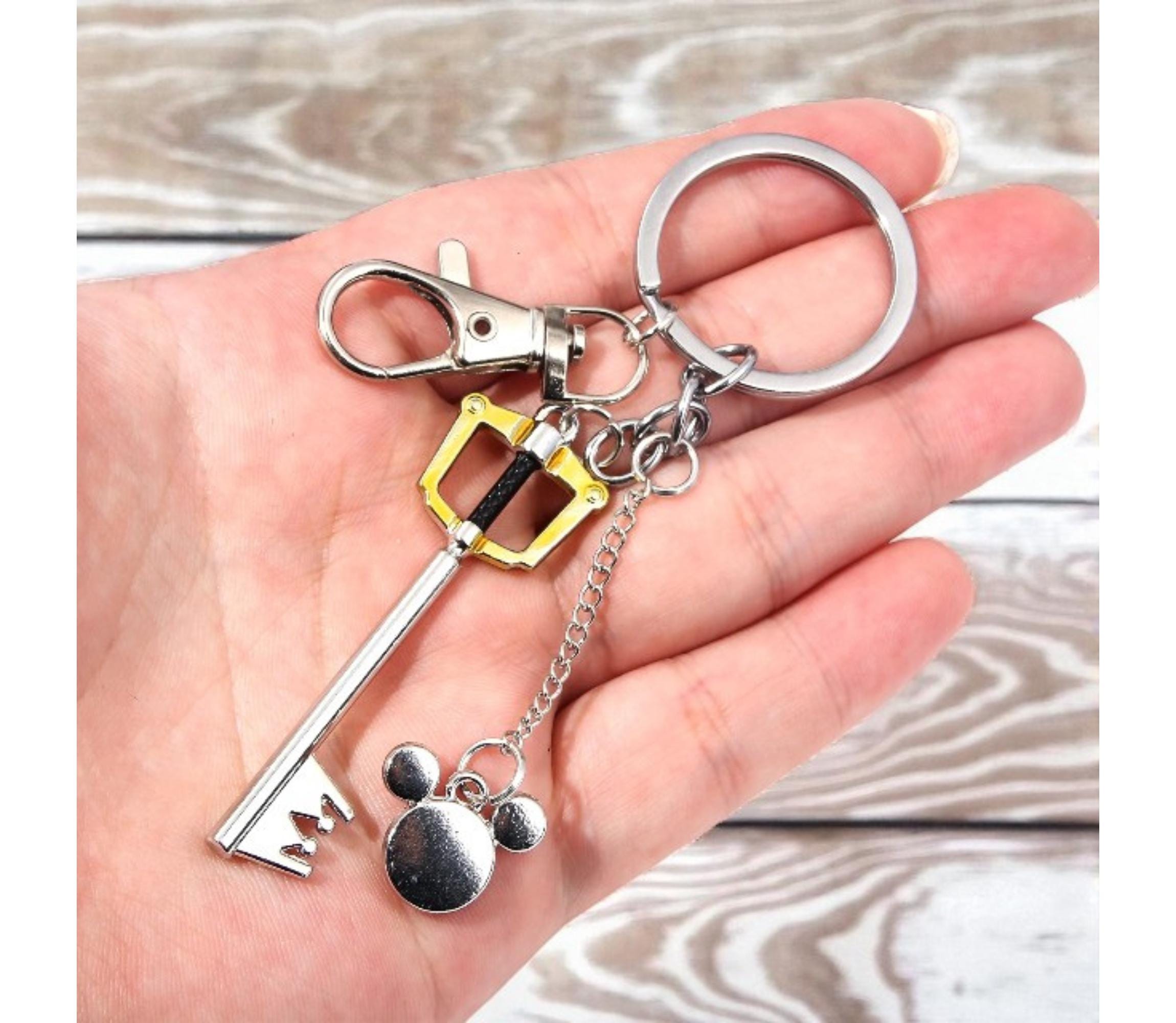 KINGDOM HEARTS メタルキーホルダー キングダム ハーツ / メタルキーホルダー ＜ソードオブドリーム/ロッド