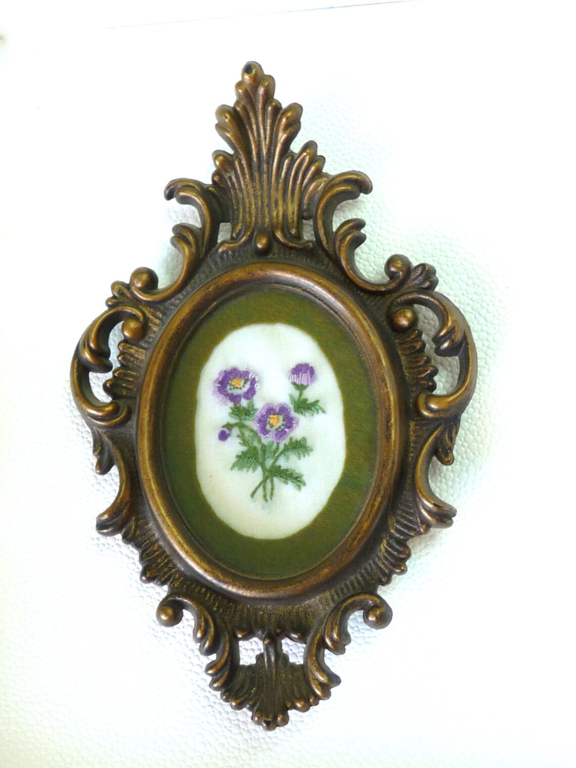 Antique Ornate oval frame gold Wall hanging Made in Hong Kong Etsy