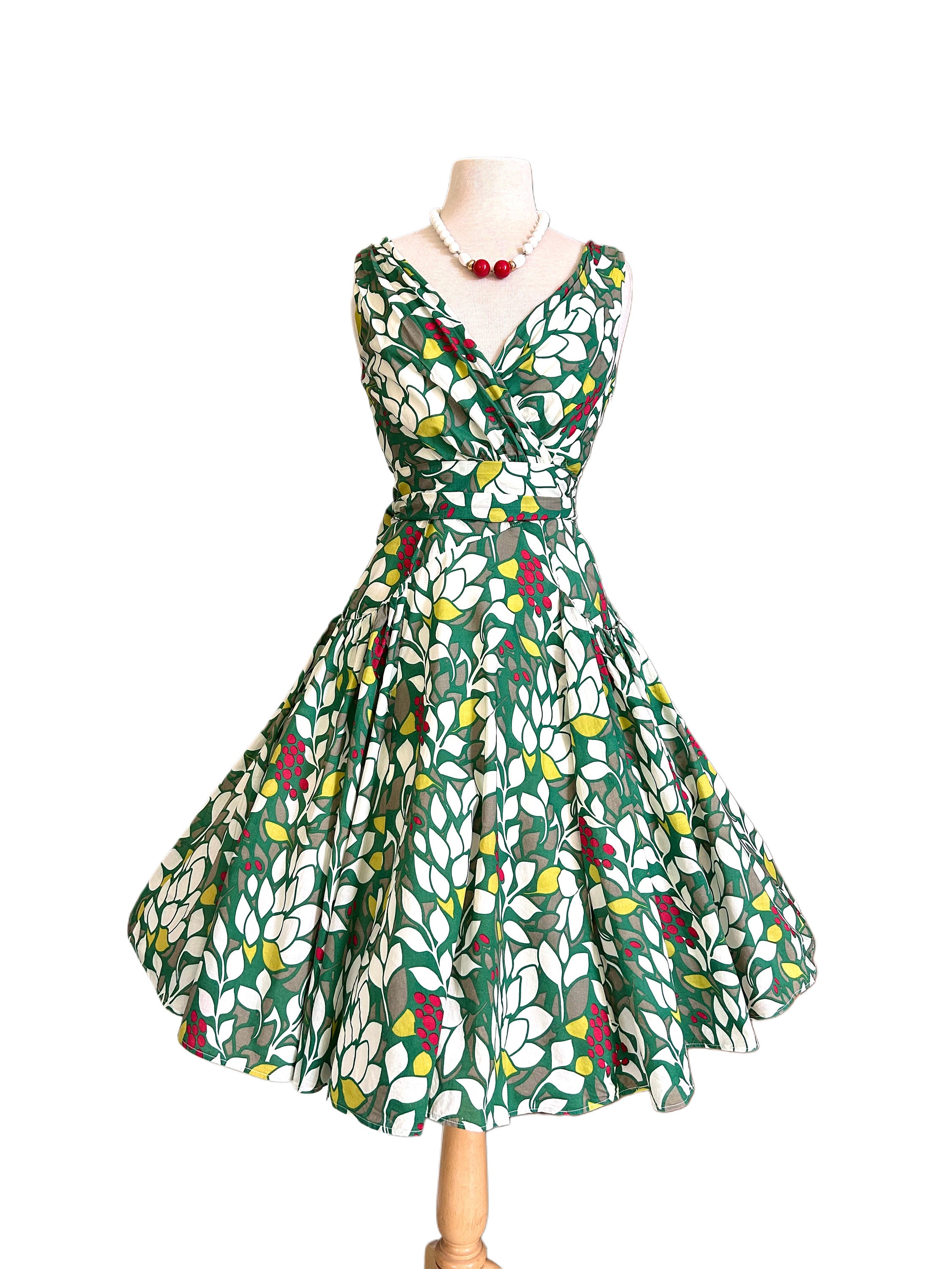 vintage floral cocktail dress Amazon.com: ABEWIP Women's 1950s Retro Vintage Floral Embroidery Dress  Spaghetti Straps Spliced Tulle Swing Style Cocktail Dresses Ball Gowns  Yellow L : Clothing, Shoes & Jewelry