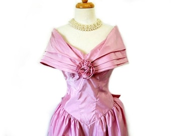 1960s Heavenly Pink Dress Off Shoulder Wedding Evening Audrey Hepburn Gown