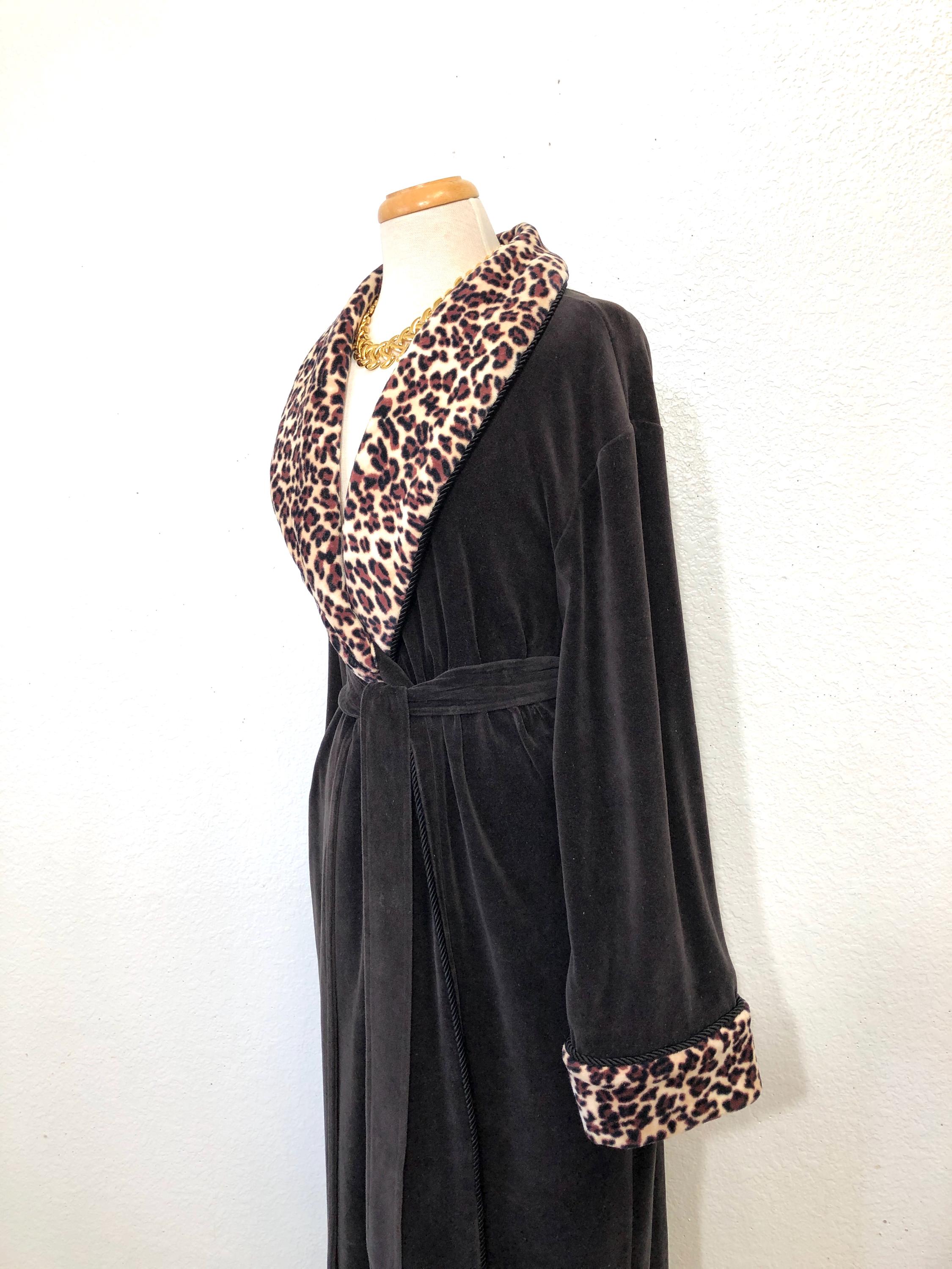 Hamburger Brown Pattern Print Women Long Robe