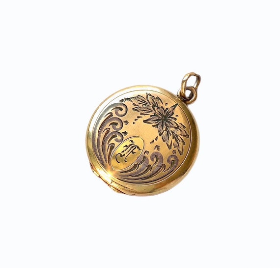 Antique Victorian 10K Gold Locket Engraved Flower,