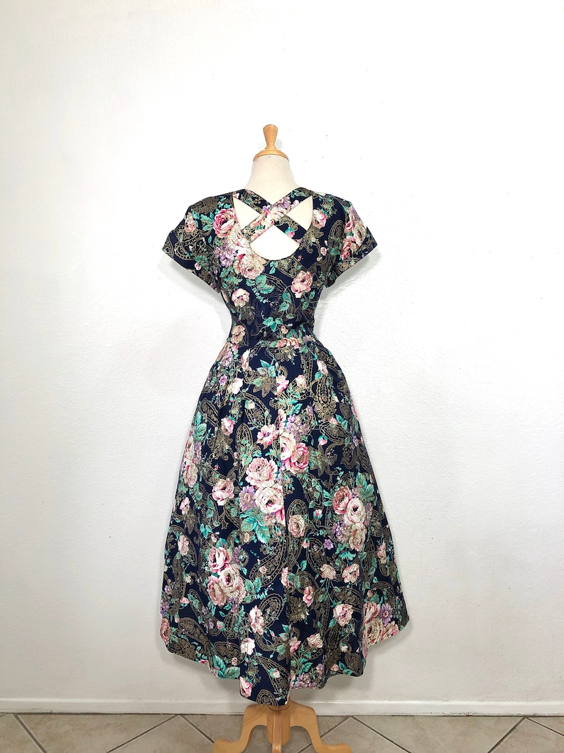 Vintage 1980s dress Floral print Lanz design Roses Garden Summer Dress Size Large