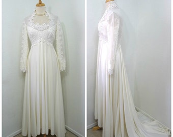 1960s Wedding dress William Cahill Lace Embroidered Chiffon Floral Appliques Train