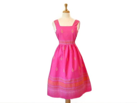 Vintage 1950s Dress Cotton Pink Floral Border Pri… - image 2