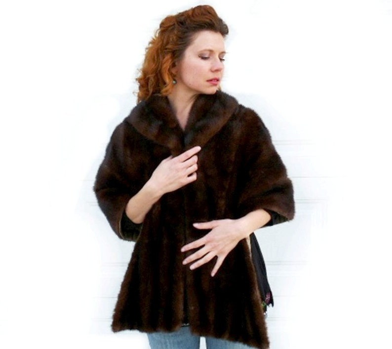 Vintage 1950s Mink Fur Coat Brown mink fur cape shrug wrap Hebblethwaite Hidden Wedding bridal Fur