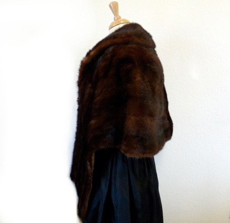 Vintage 1950s Mink Fur Coat Brown mink fur cape shrug wrap Hebblethwaite Hidden Wedding bridal Fur
