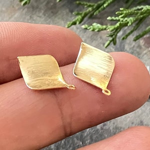 Brass Stud Earring Findings, Nickel Free, Twist Rhombus, Real 18K Gold Plated - 1 Piece -5132