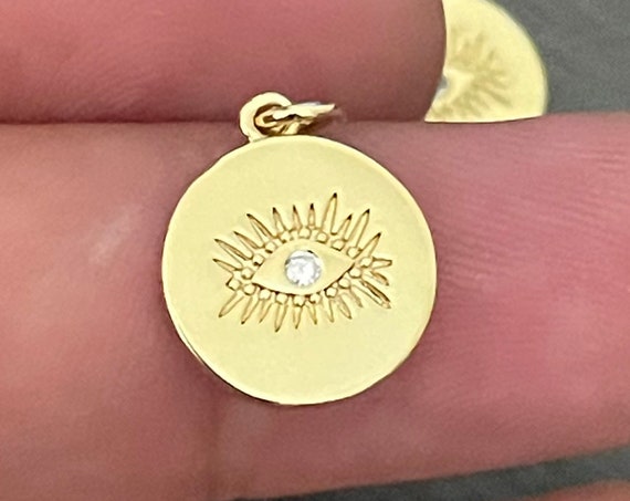 Star Eye Pendant with Chain. Steel Pendant. 18K Gold Plated with zircon. - 2001