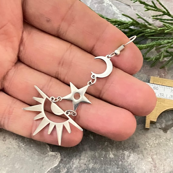 Bohemian Earrings: Minimalist Geometric Designs with Gold Accents 5392