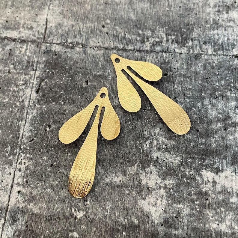 Raw Brass Charms: Textured Leaf Earrings for Jewelry Making - 3078 image 1