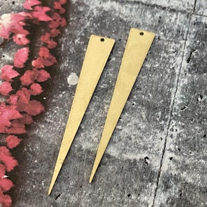 Dreieckige Ohrringanhänger aus rohem Messing: Lange Hängeanhänger (51 x 8 mm) 3028 Bild 2