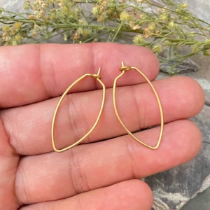 20 Pcs. 0.90 mm Thickness. Brass ear wire 38x19mm Oval Raw brass Earrings hoops findings - 1109