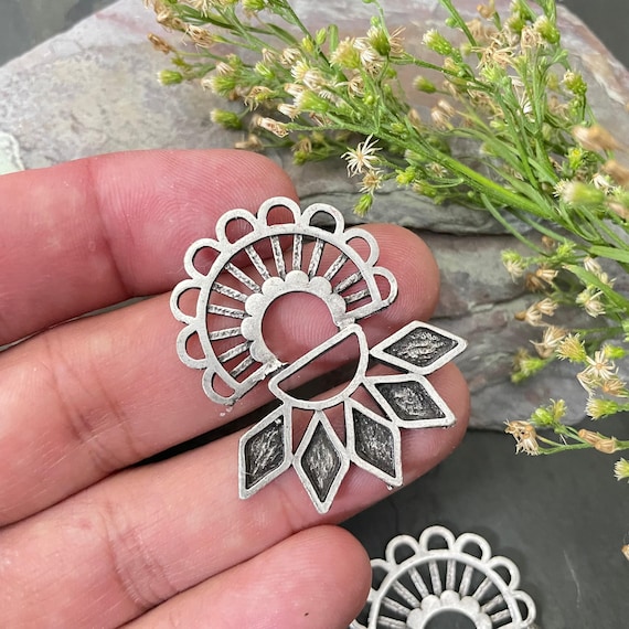 Minimalist Brass Earrings, Cleopatra Circles, Hammered Texture (Silver Finish) 8242