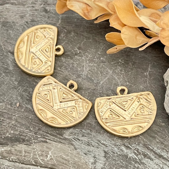 Matte Gold Plated Drop Charms: Bohemian Brass Earring Findings (3 Pieces) - 1137