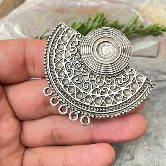 Antique Silver Plated Brass Bohemian Necklace Pendant - 8106