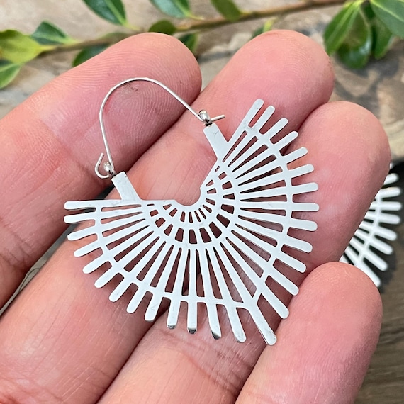 Boho Chic Hollow Heart Hoop Earrings, Stainless Steel Color- 5649