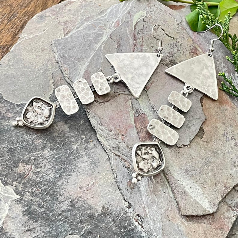 Bohemian Statement Chandelier Earrings - Silver Boho Chic Jewelry. 5005 image 6