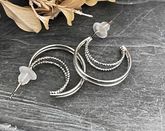 Minimalist Earrings: Geometric Studs for Chic Everyday Wear (Lightweight) S055