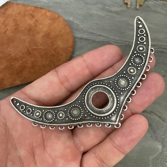 Antique Silver Plated Brass Bohemian Necklace Pendant - 7046