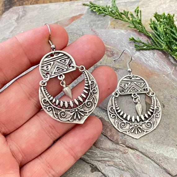 Ethnic Dangle Earrings - Boho Western Hippie Style -5538