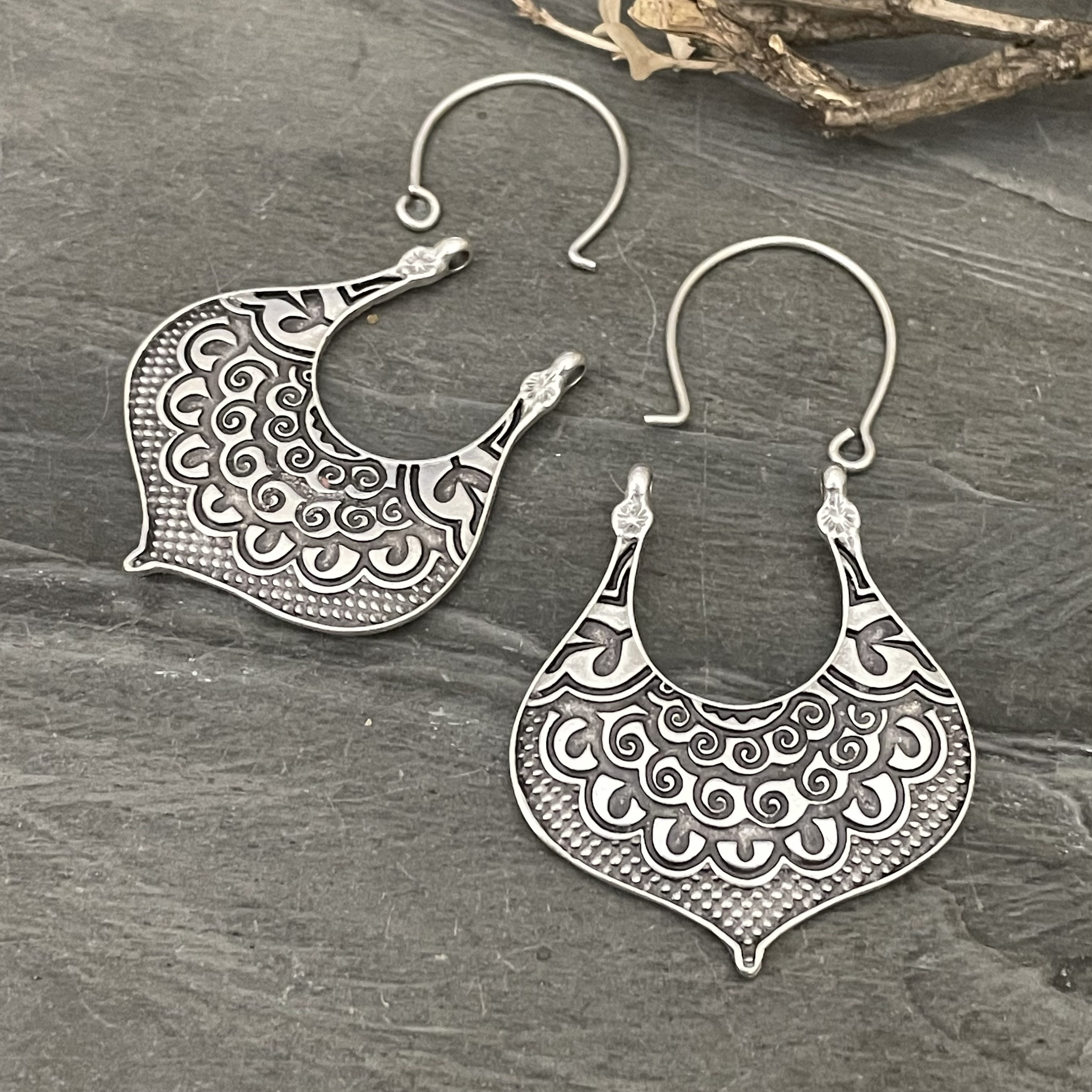 2 Pieces Antique Silver Ethnic Tribal Earring Findings with Earring Hooks.  (37x29x1mm) - 8134