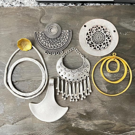 Mix 6 Pieces Antique Silver Plated Brass Bohemian Necklace Pendant 7006