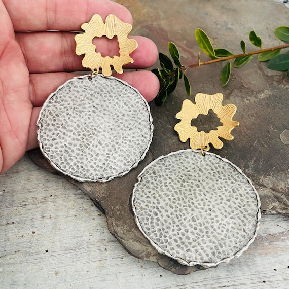 Vintage Silver Dangle Earrings: Boho Ethnic Jewelry - 5436