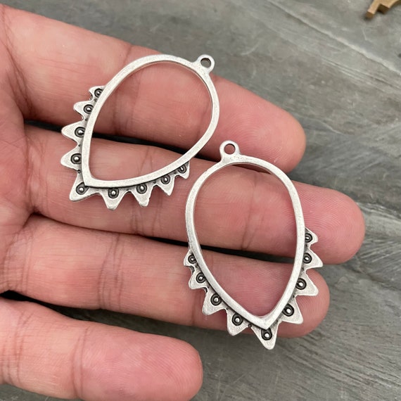 Antique Silver Sun Charms. Silver Plated Earring Parts. Bohemian Brass Earring Findings. 2 Pieces  - 8221