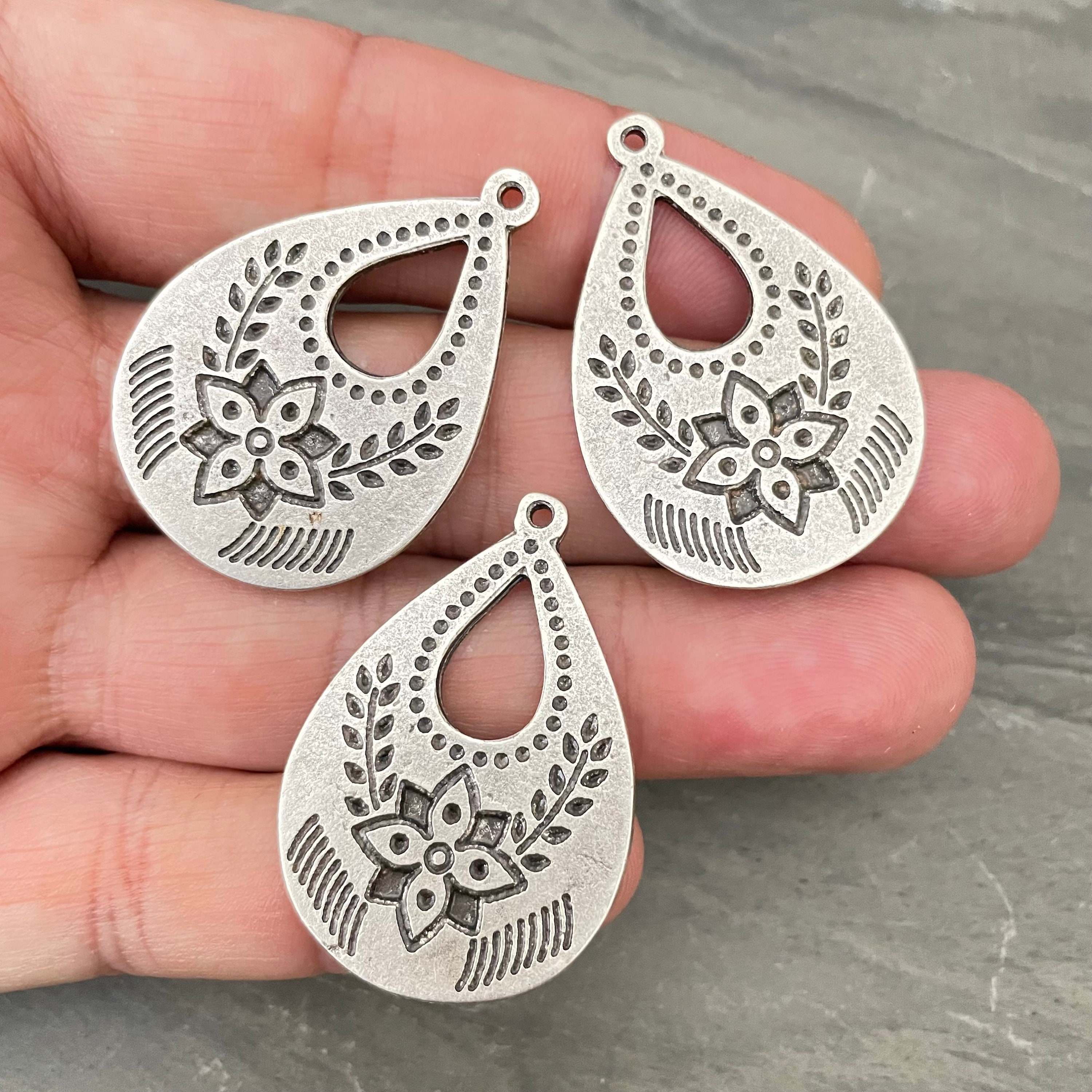 Wholesale Earring Findings for Jewelry Making Parts.antique Silver Plated Earring  Parts. Best Gift for Her.8072 