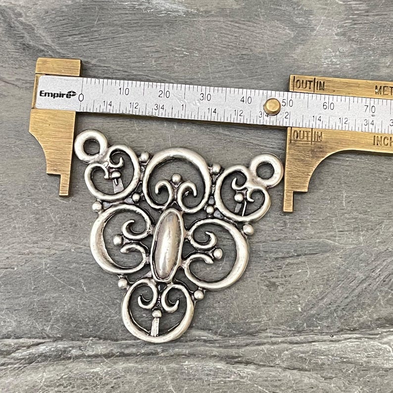 Antique Silver Plated Brass Bohemian Necklace Pendant - 7011 image 5