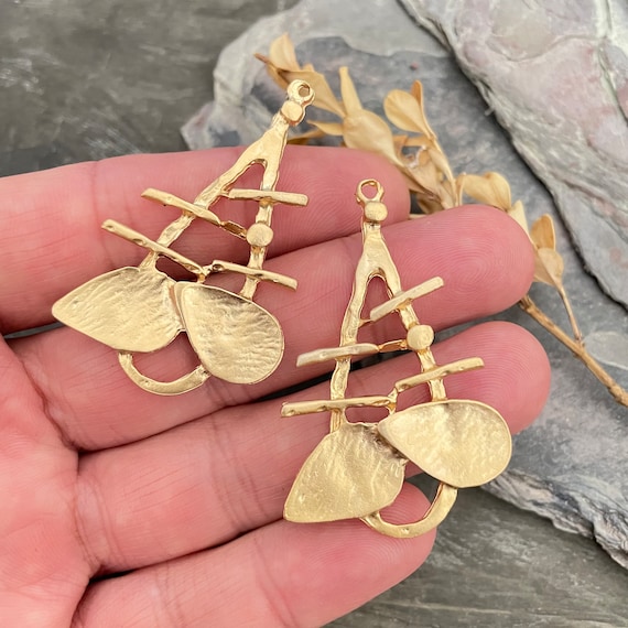 Matte Gold Plated Earring Parts - Bohemian Brass Earring Findings. 2PCS. 1070