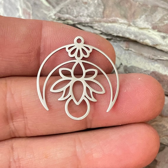 Stainless Steel Jewelry Laser Cut Earring Making Findings Supplies, Charms, Connectors. 1 Piece - 2081