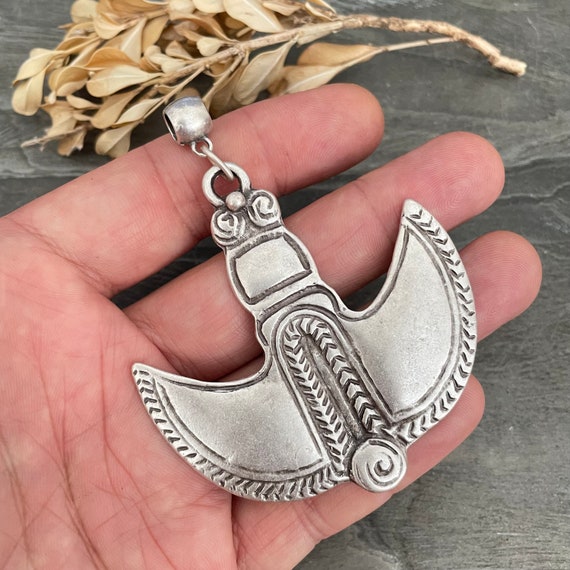 Antique Silver Plated Brass Bohemian Necklace Pendant - 5322