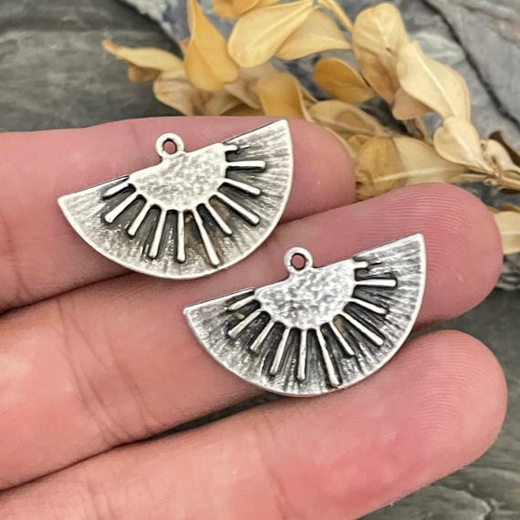 Antique Silver Fan Earring Charms: Laser Cut Jewelry Supplies - 8158