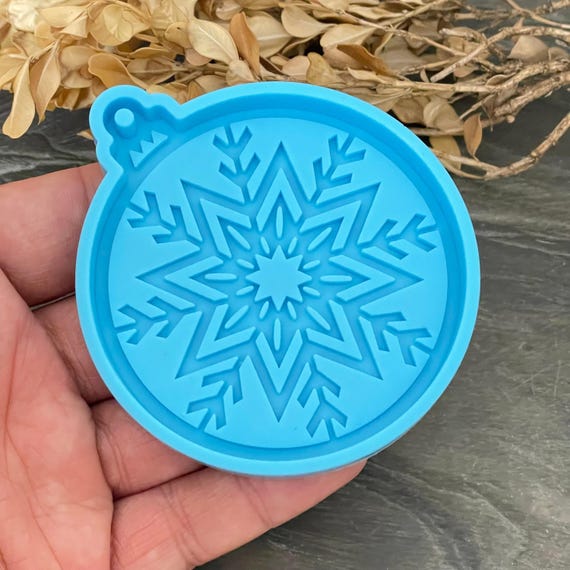 Snowflake Silicone Mold: Resin Jewelry Making - 6013