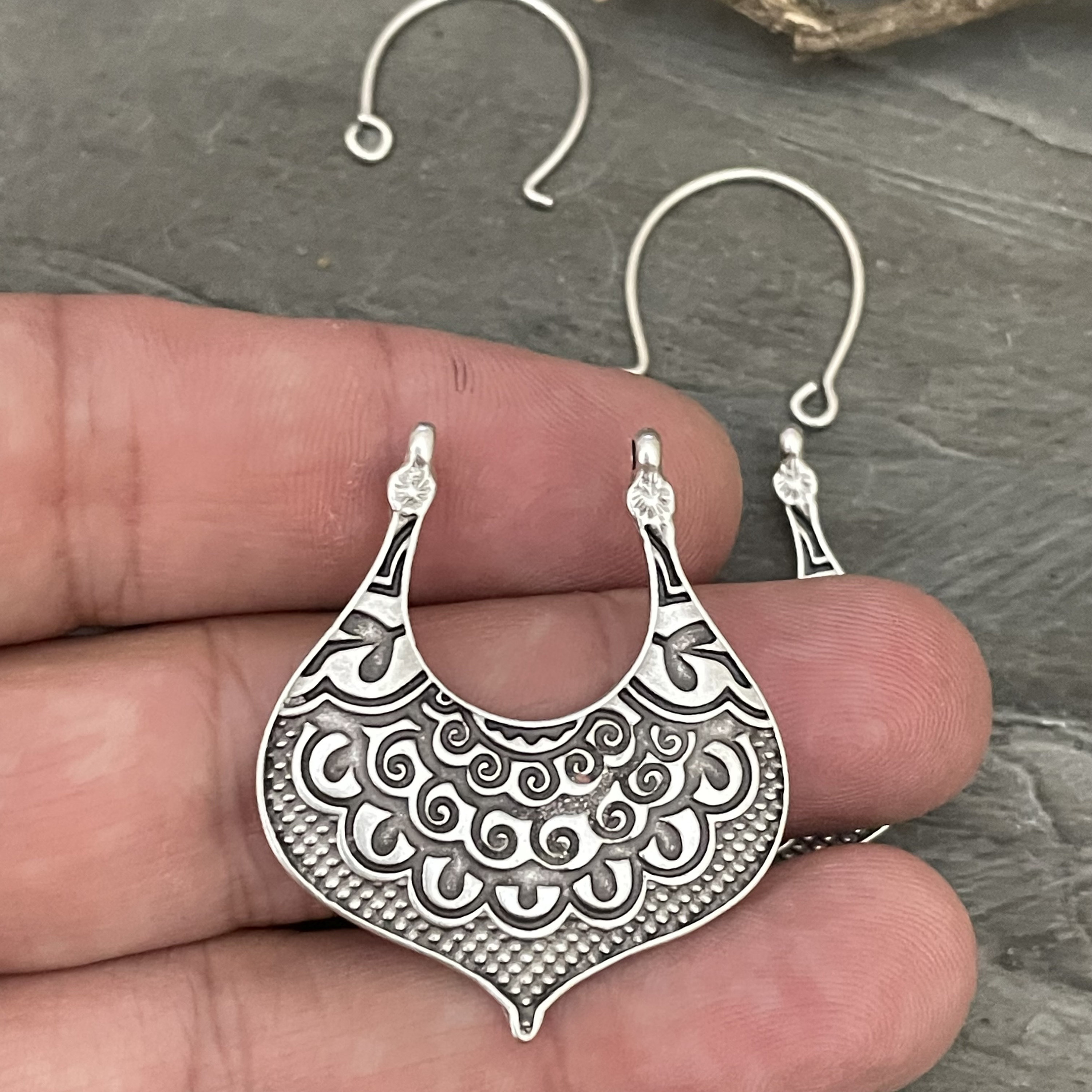 2 Pieces Antique Silver Ethnic Tribal Earring Findings with Earring Hooks.  (37x29x1mm) - 8134