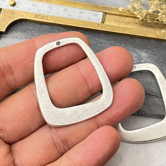 Inca Trail Antique Silver Plated Pewter Earring Findings (2 Pieces) - 8209