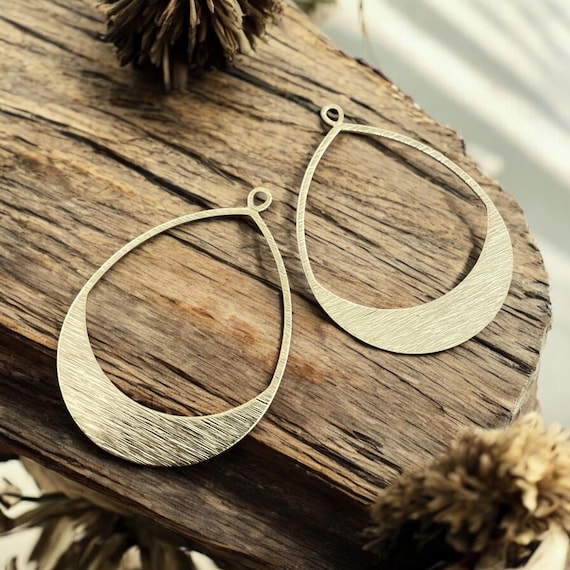 Raw Brass Teardrop Earring Charms: Hammered Dangle Pendants (49x36mm) - 3065